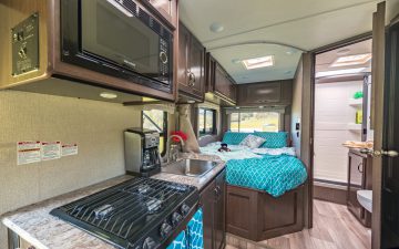 Rent  Class C 22-24ft Sleeps 5 
