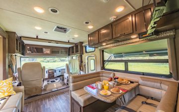 Rent  Class A 30-32ft Sleeps 6 