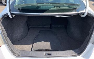 Rent  Mid-size Car 2015 