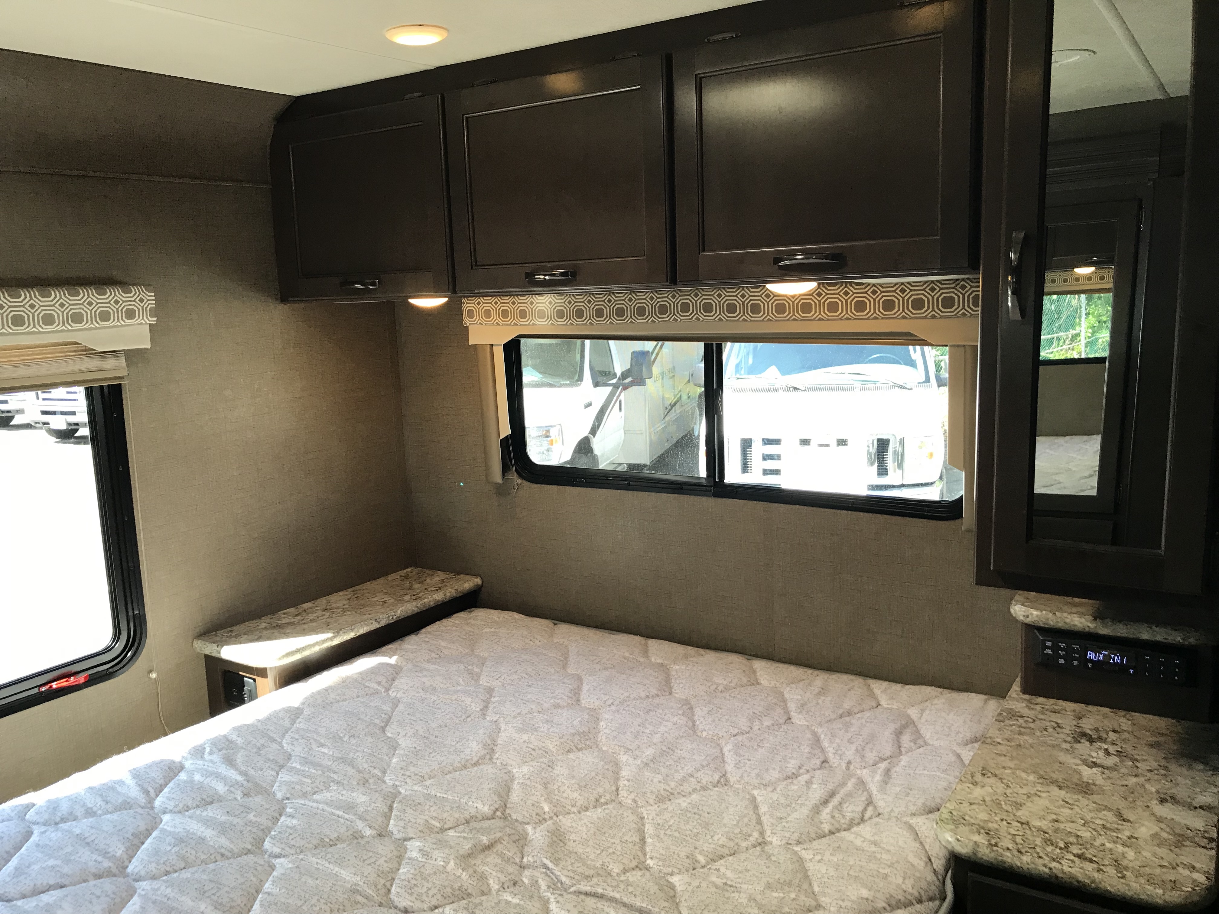 2019 Thor Motor Coach Fourwinds 30D interior bedroom